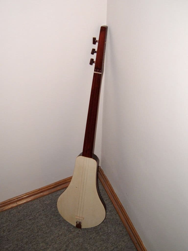 Komuz